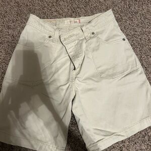Men's Cream Shorts